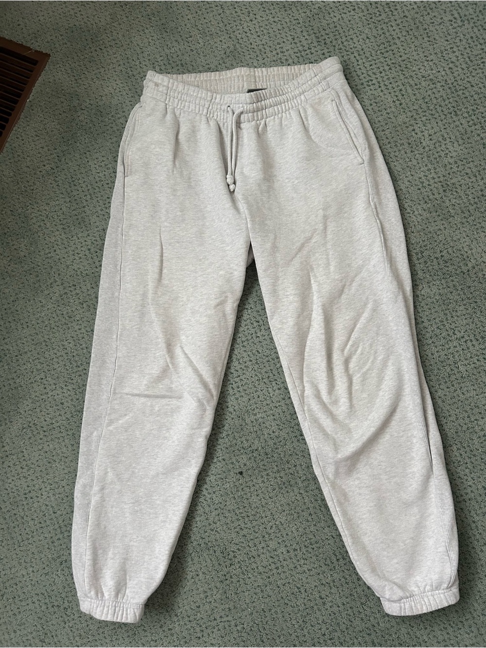 Aritzia Light Gray Women's Jogger Sweatpants